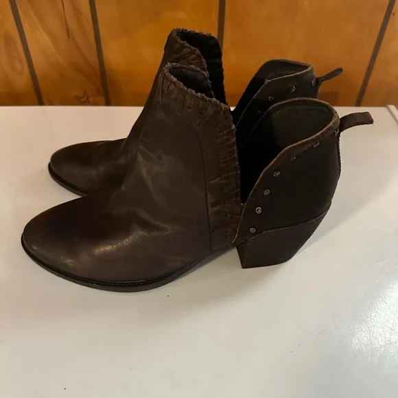 Off The Beaten Track Santa Fe Brown Leather Ankle Boots Sz. 9M - Picture 3 of 9